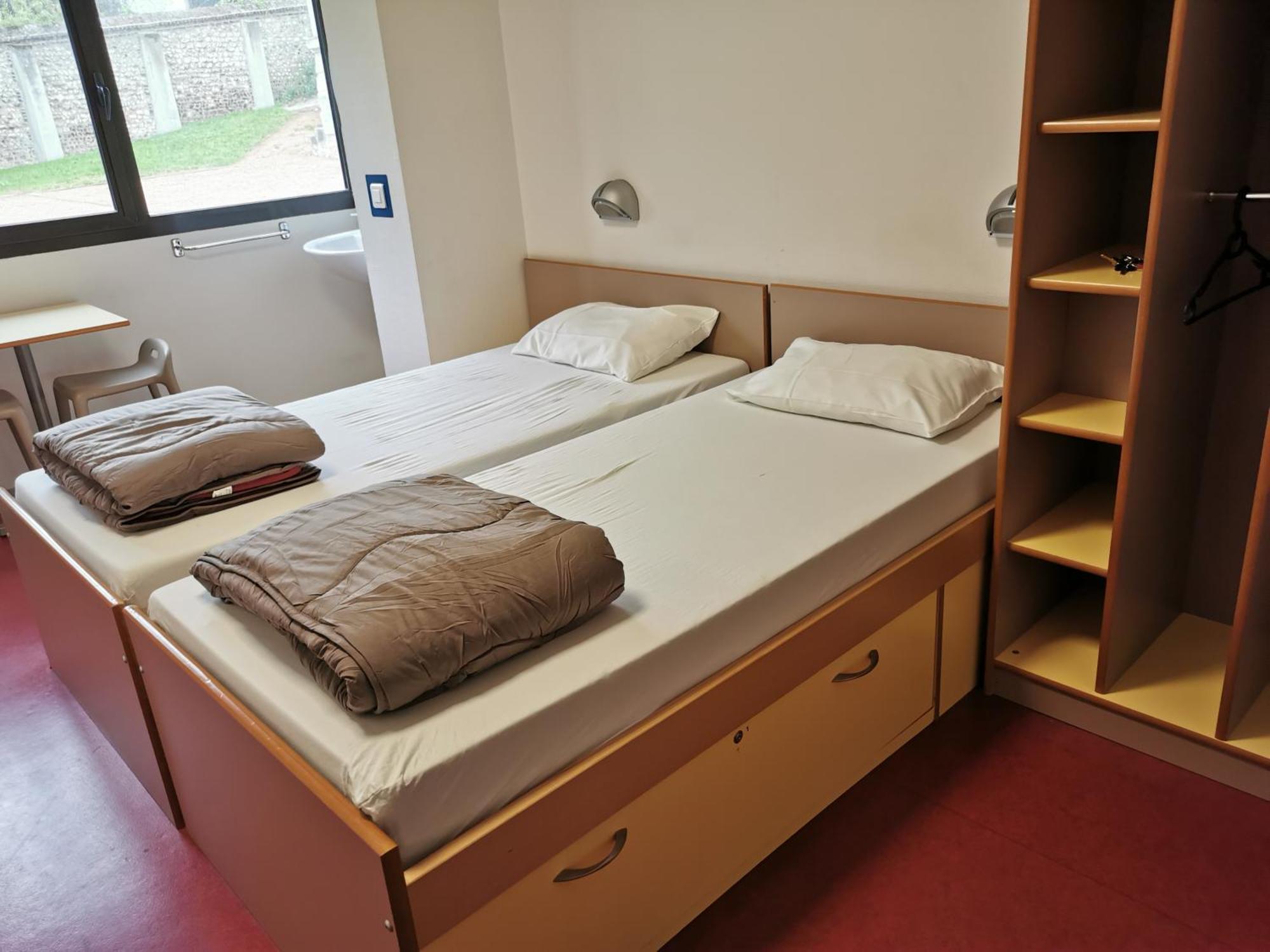 Auberge De Jeunesse Hi Rouen Quarto foto