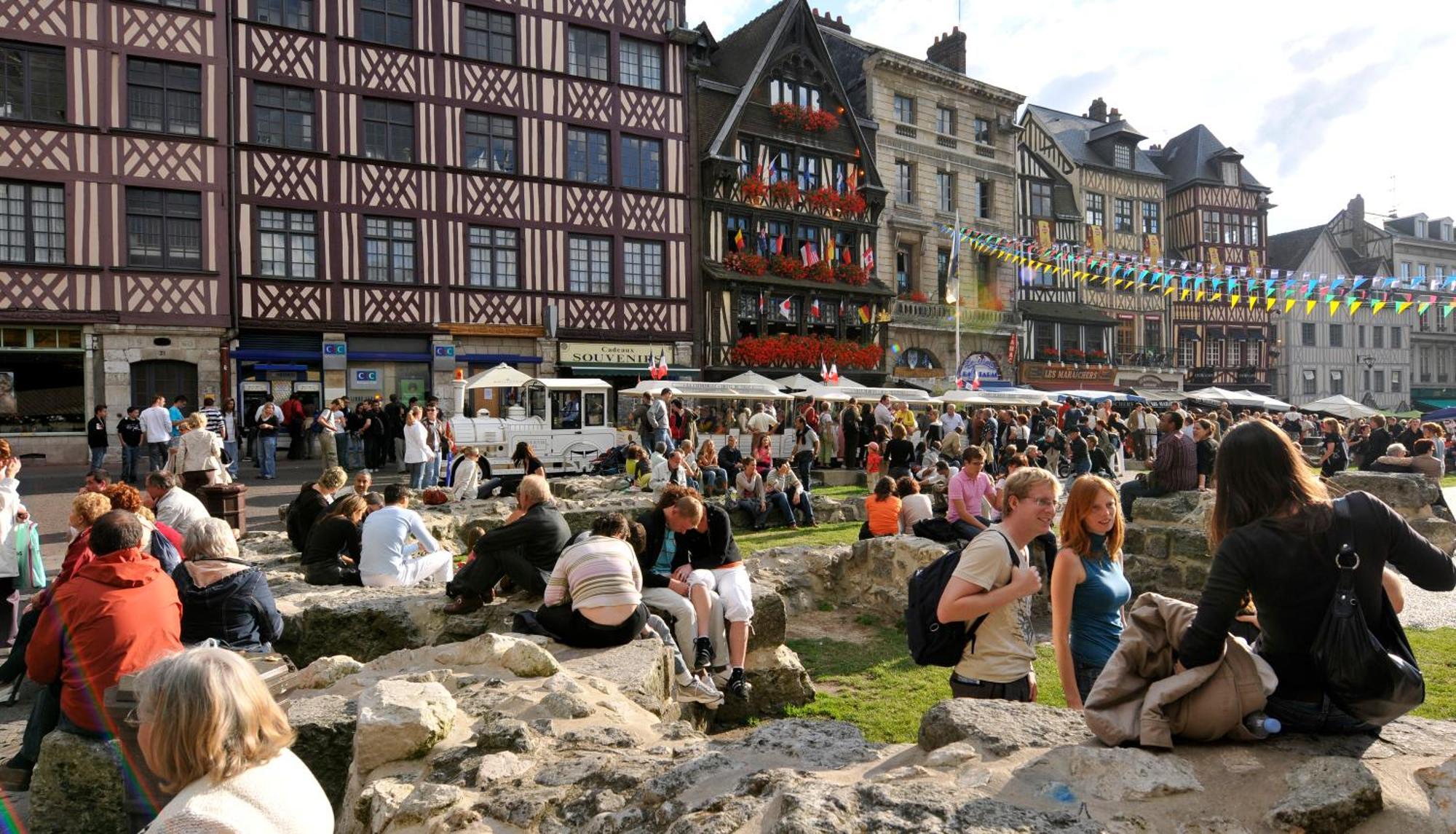 Auberge De Jeunesse Hi Rouen Exterior foto